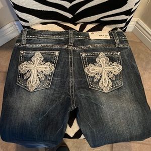 Grace in LA jean capri